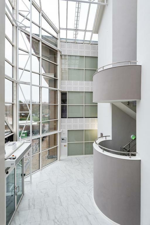 Mondial Apartments At Heathrowウェスト・ドレイトン、ロンドン エクステリア 写真